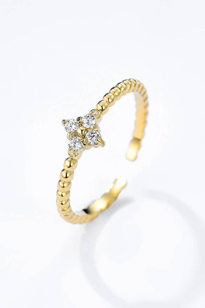 Mini-Kleeblatt-Ring mit Strasssteinen aus Edelstahl 424AQ132: Gold